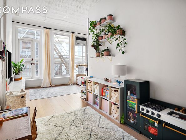 75 Grand Street 3E, New York NY 10013