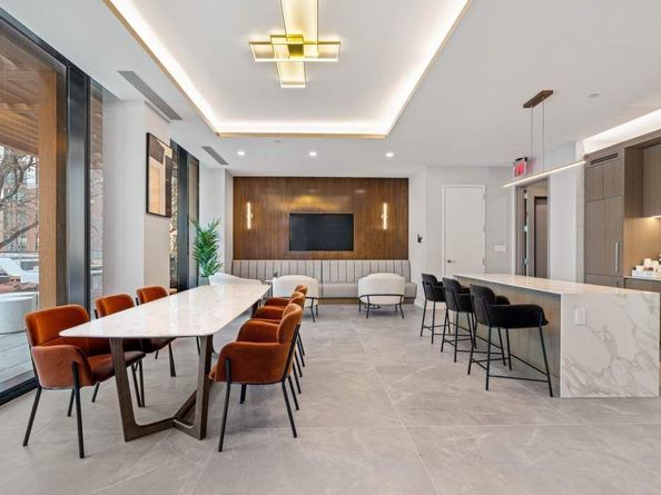 45-30 Pearson Street 4G, Queens NY 11101