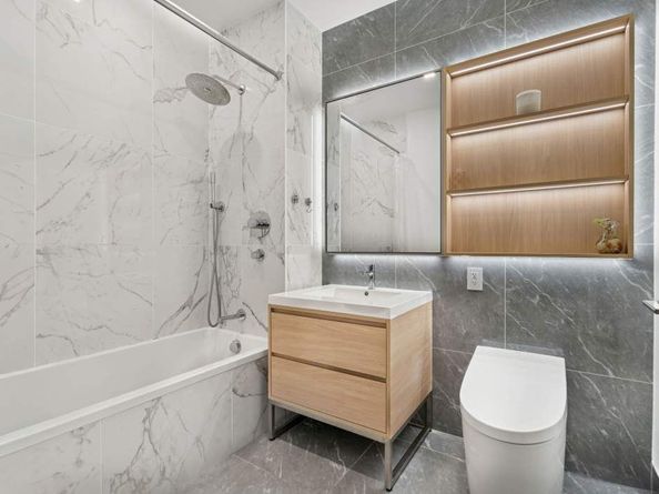 45-30 Pearson Street 4G, Queens NY 11101