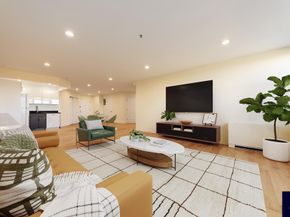 19-19 24th Avenue L706, Queens NY 11102