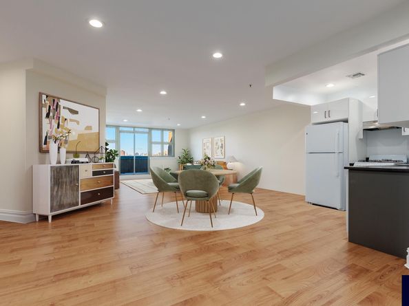 19-19 24th Avenue L706, Queens NY 11102