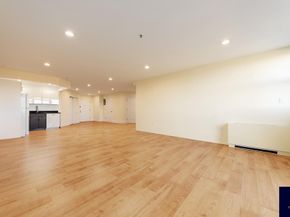 19-19 24th Avenue L706, Queens NY 11102