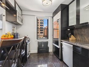 330 3rd Avenue 10B, New York NY 10010