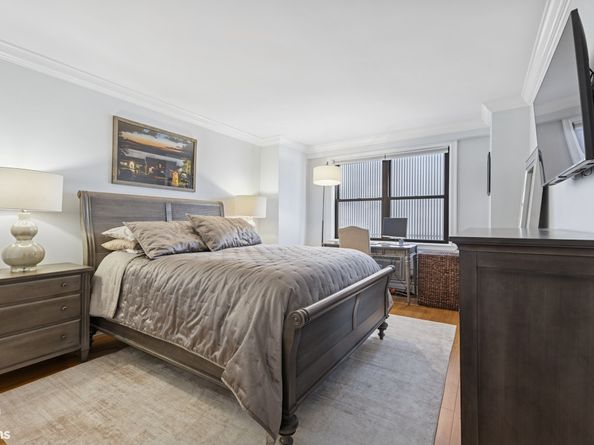 330 3rd Avenue 10B, New York NY 10010