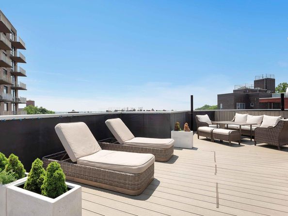 116-17 Grosvenor Lane 2C, Queens NY 11418