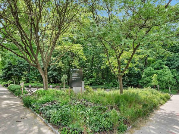 116-17 Grosvenor Lane 2C, Queens NY 11418