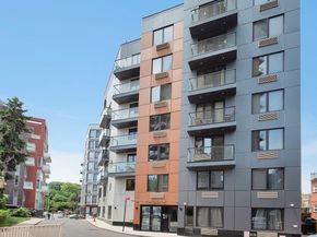 116-17 Grosvenor Lane 2C, Queens NY 11418