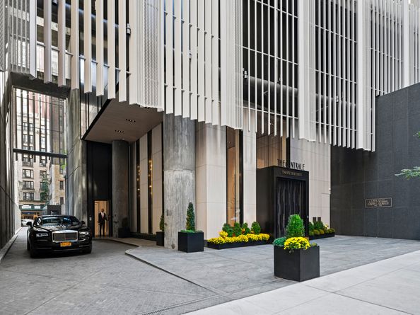 138 East 50th Street 12C, New York NY 10022