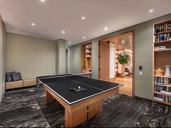 551 West 21st Street 4B, New York NY 10011