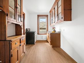 4404 6th Avenue 3B, Brooklyn NY 11220
