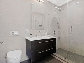 21-31 Shore Boulevard 3B, Queens NY 11105