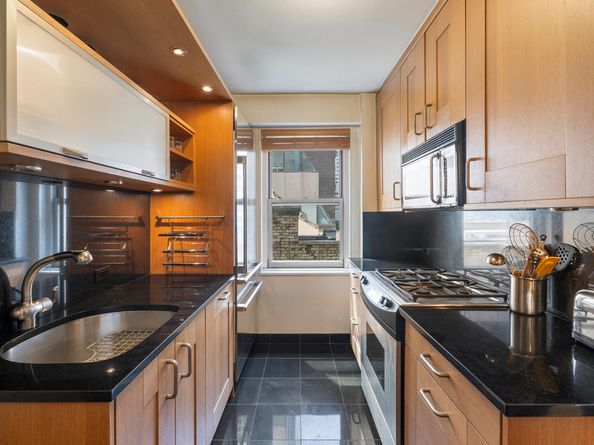 136 East 56th Street 7B, New York NY 10022