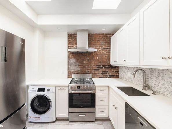 261 Hicks Street, Brooklyn NY 11201