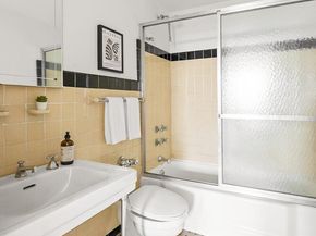 35 Prospect Park W 11B, Brooklyn NY 11215