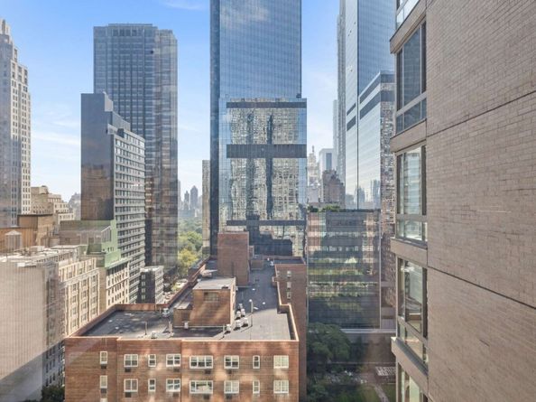 2 Columbus Avenue 20B, New York NY 10019
