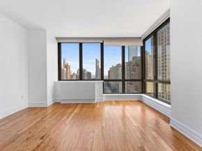 2 Columbus Avenue 20B, New York NY 10019
