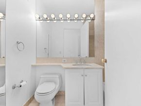 2 Columbus Avenue 20B, New York NY 10019