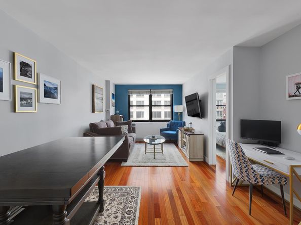 200 East 24th Street 804, New York NY 10010