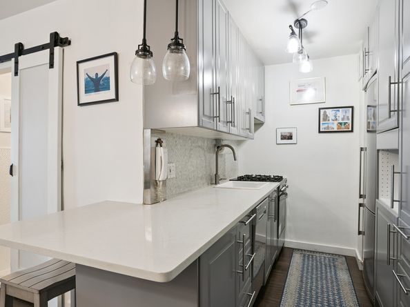 345 East 81st Street 9D, New York NY 10028