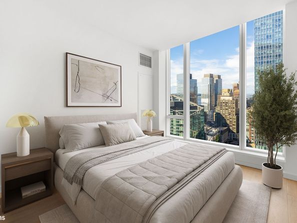 1 West End Avenue 28H, New York NY 10023