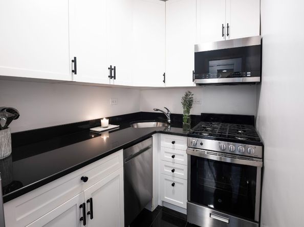120 East 90th Street 10F, New York NY 10128
