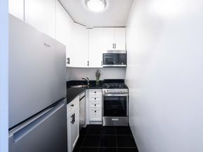 120 East 90th Street 10F, New York NY 10128
