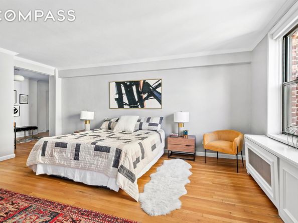 201 East 15th Street 7AJ, New York NY 10003