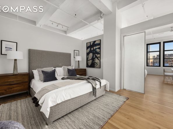 448 West 37th Street 12F, New York NY 10018