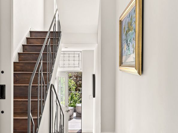 362 West 19th Street, New York NY 10011