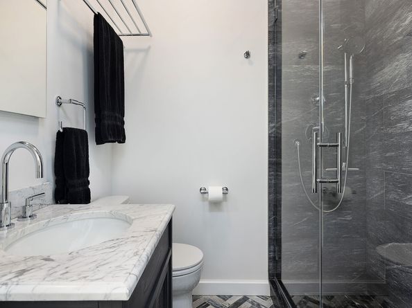 910 Park Avenue 4N, New York NY 10075