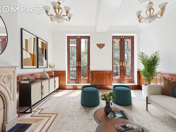 245 East 52nd Street, New York NY 10022