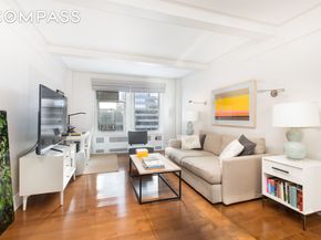 433 West 34th Street 8A, New York NY 10001