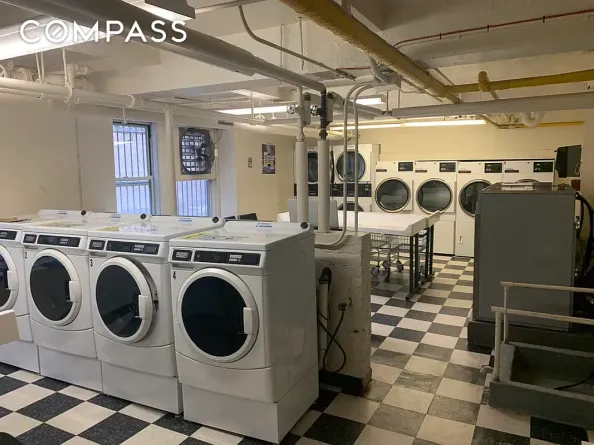 433 West 34th Street 8A, New York NY 10001