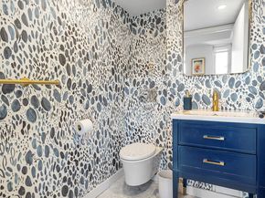 2 Charlton Street PH16F, New York NY 10014