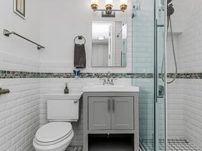 305 East 24th Street 19FGH, New York NY 10010