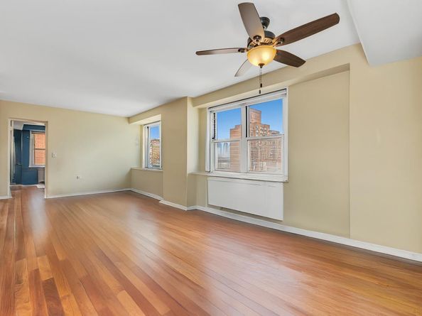 305 East 24th Street 19FGH, New York NY 10010