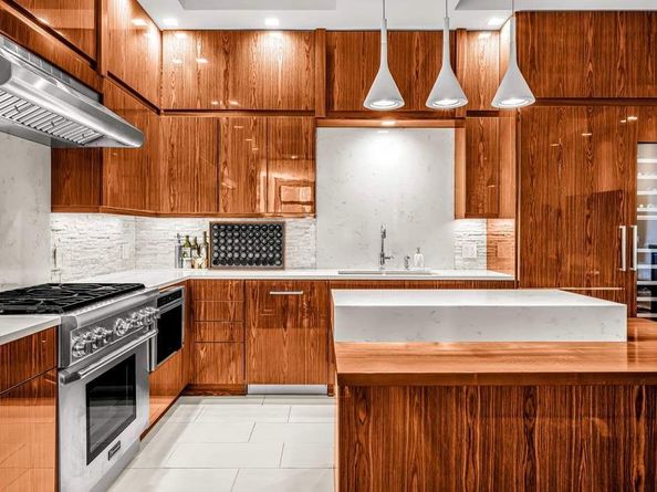 529 West 42nd Street 5R, New York NY 10036