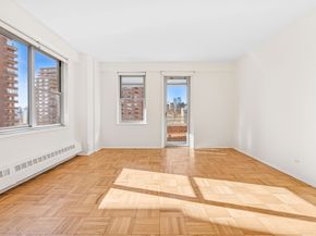 475 Fdr Drive L902, New York NY 10002