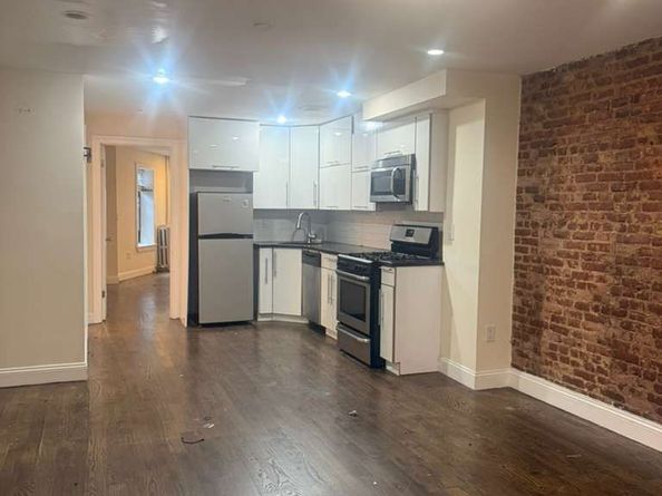 313 Van Buren Street, Brooklyn NY 11221