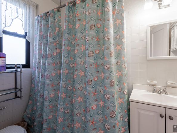 3321 Bruckner Boulevard 1J, Bronx NY 10461