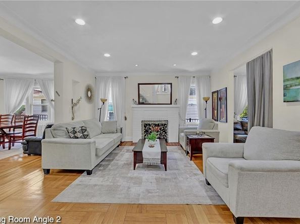 11116 76th Drive, Queens NY 11375