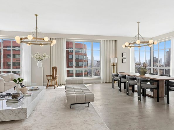 200 East 95th Street 28A, New York NY 10128