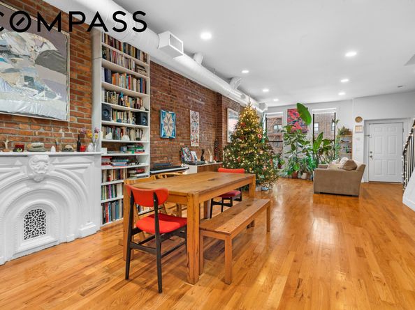 962 Gates Avenue, Brooklyn NY 11221