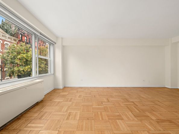 33 Greenwich Avenue 3C, New York NY 10014