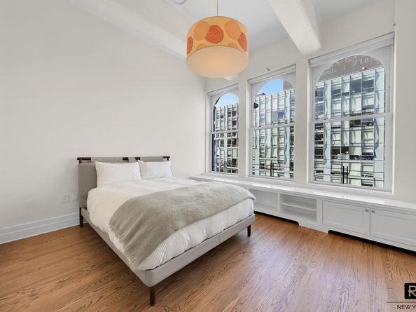 30 Main Street 11G, Brooklyn NY 11201
