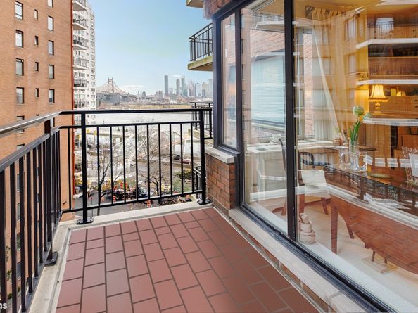 60 Sutton Place S 7FS, New York NY 10022