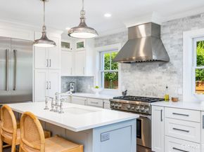 20 Walmsley Road, Darien CT 06820