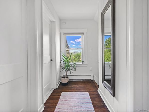 91 Clovelly Road, Stamford CT 06902