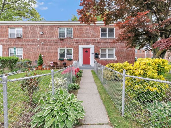 397 D Building 3 Granfield Avenue, Bridgeport CT 06610