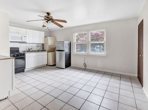 397 D Building 3 Granfield Avenue, Bridgeport CT 06610